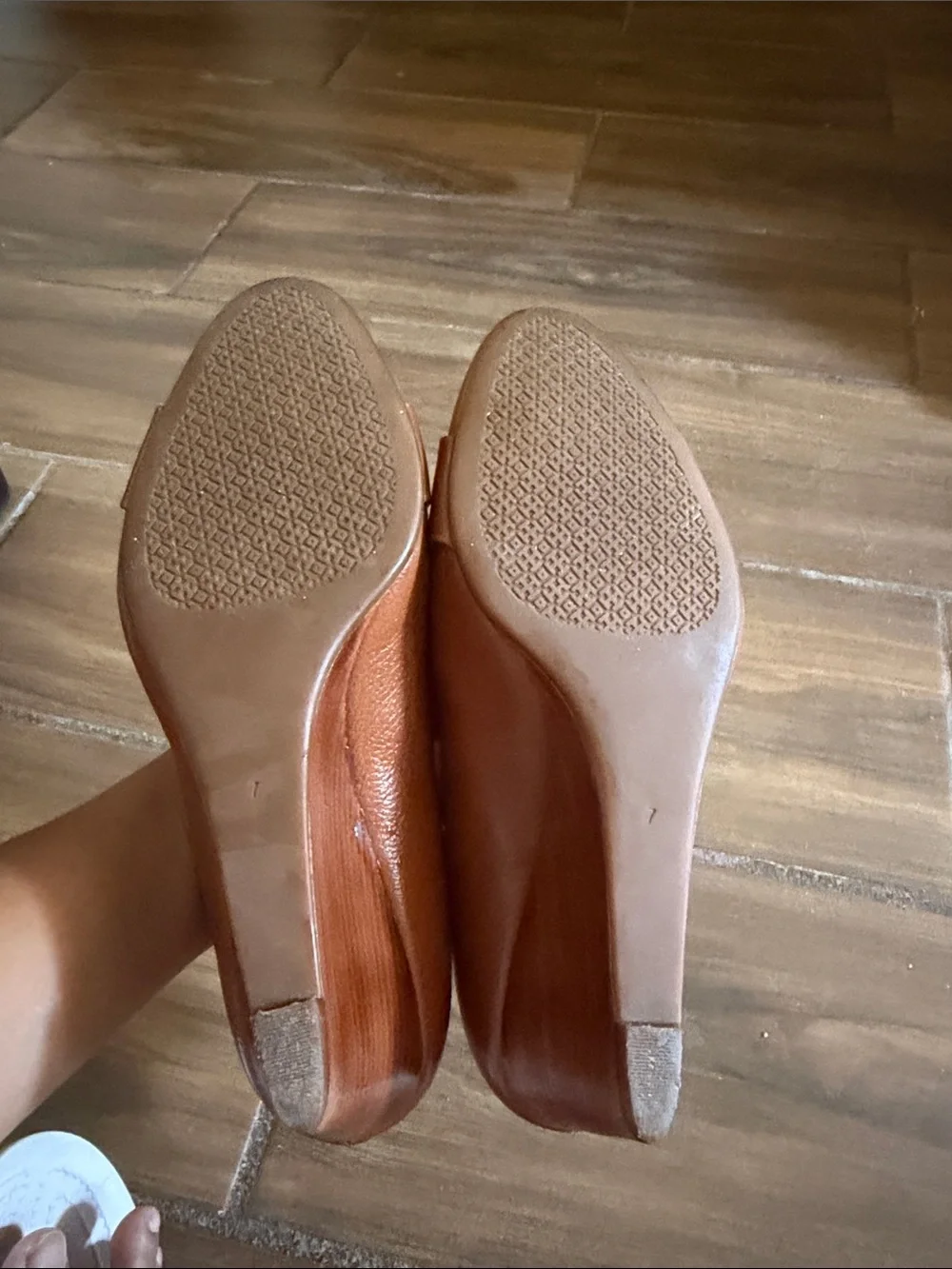 Tory Burch gigi wedges Cognac Leather Logo-Accent shoes